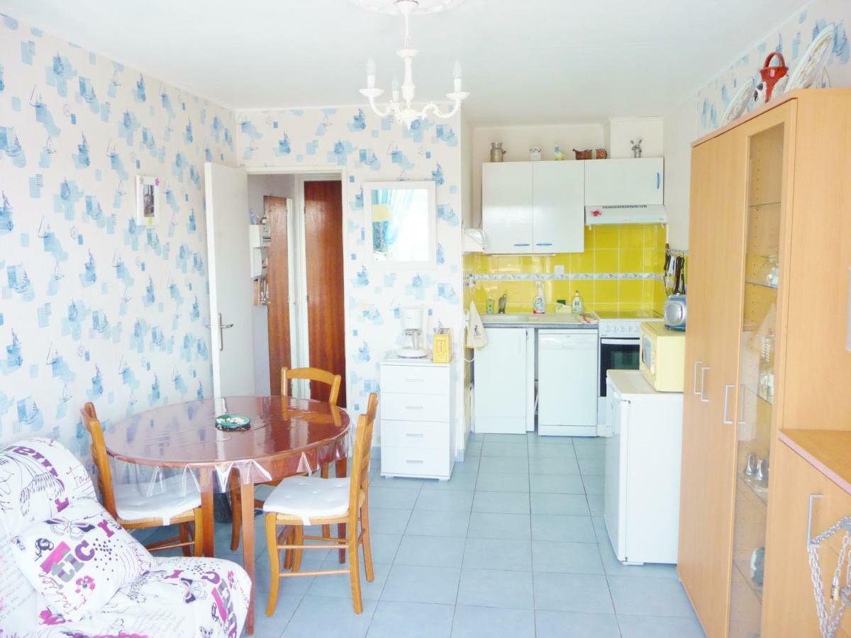 Cap Horn Ensoleille Face Port Apartment Курсел-сюр-Мер Екстериор снимка